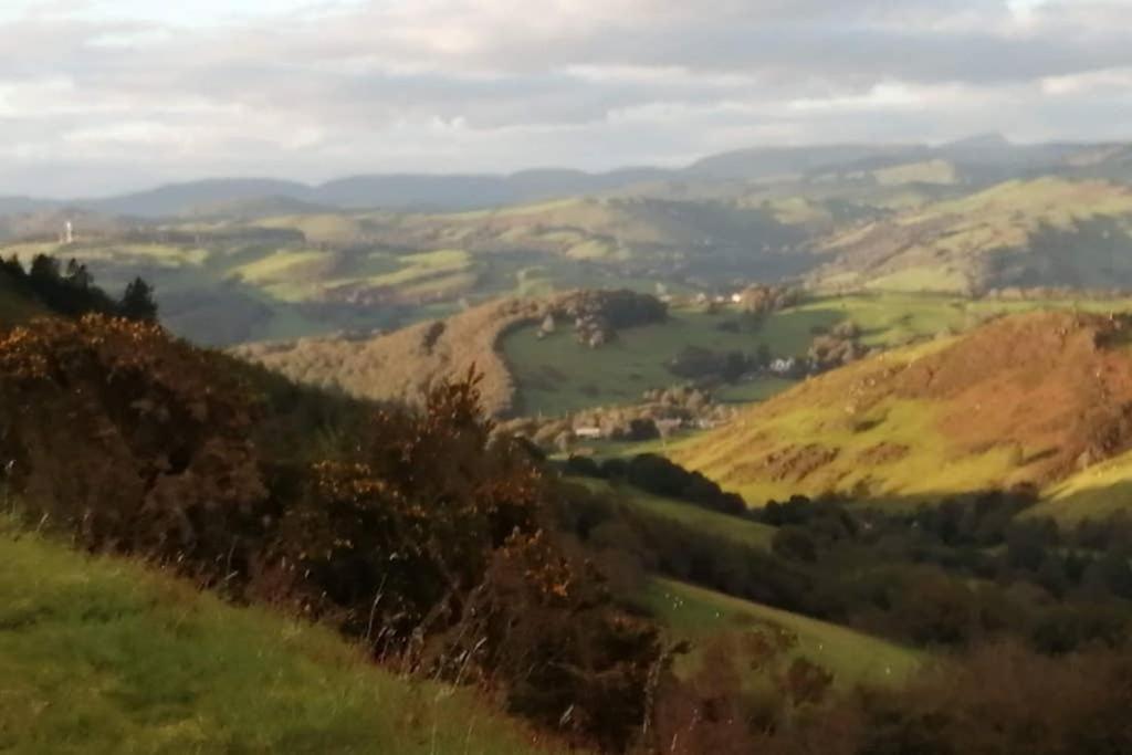 Bwthyn Gweilch Villa Machynlleth Exterior foto